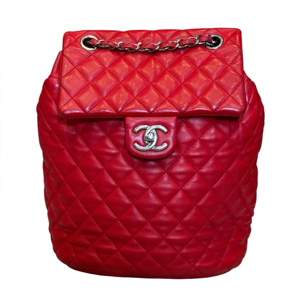 ✨🛍️ Chanel Red Quilted Lambskin Leather Urban Spirit Backpack Small
